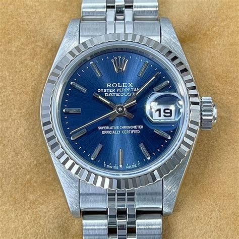 rolex oysterdate usato donna|quanto costa un rolex originale.